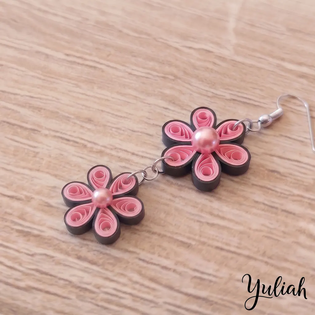 Dreamy Duo black rose floral dangle earrings 01