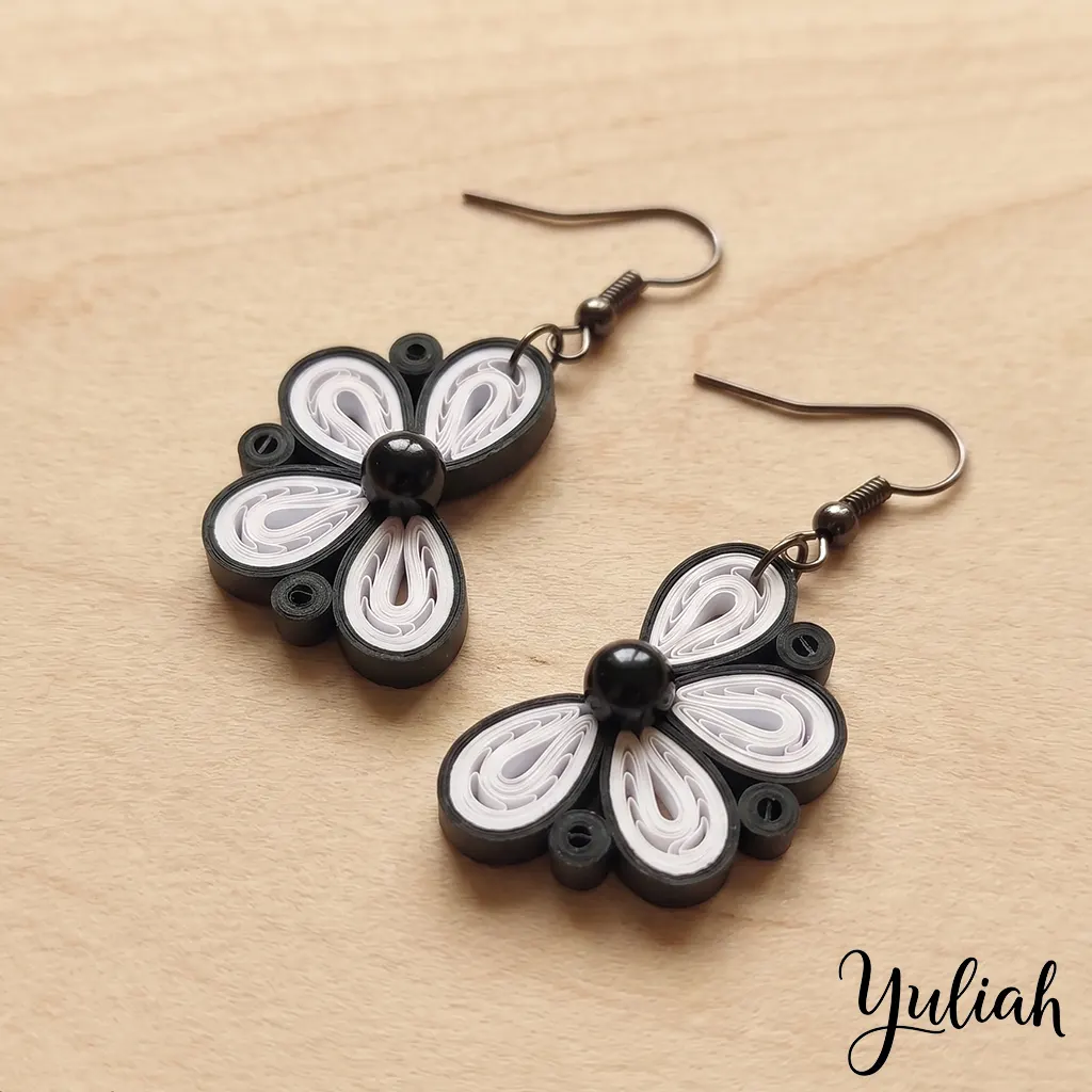 Twin Breeze White Black Floral Dangle Earrings 2